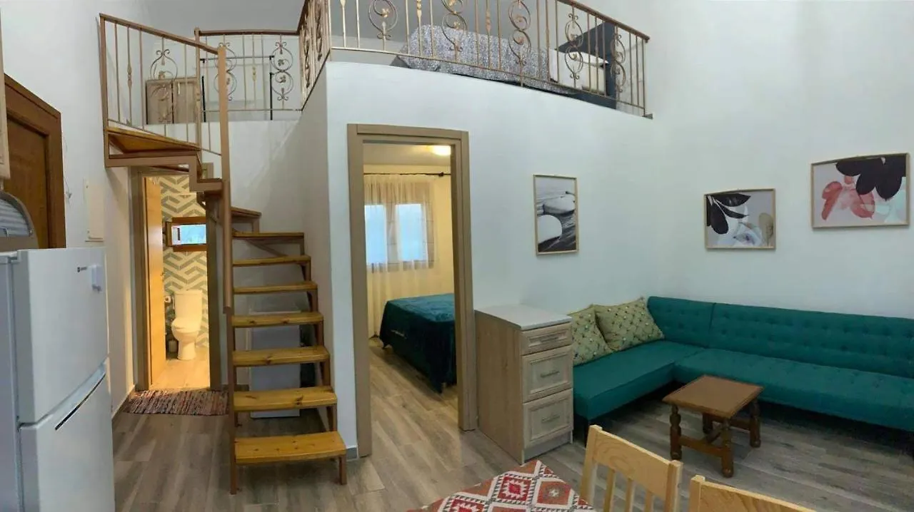 To Petrino Spiti Apartment Possidi