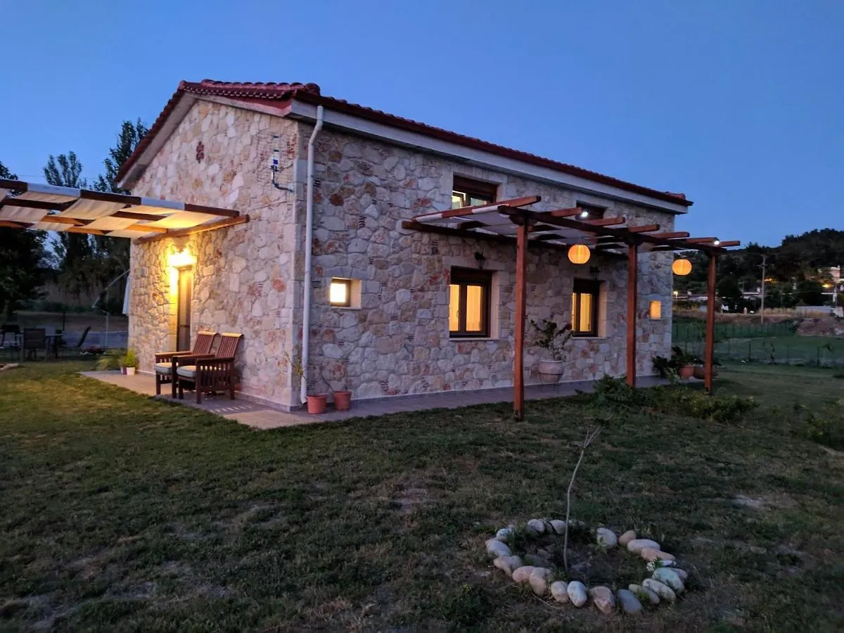 To Petrino Spiti Apartment Possidi