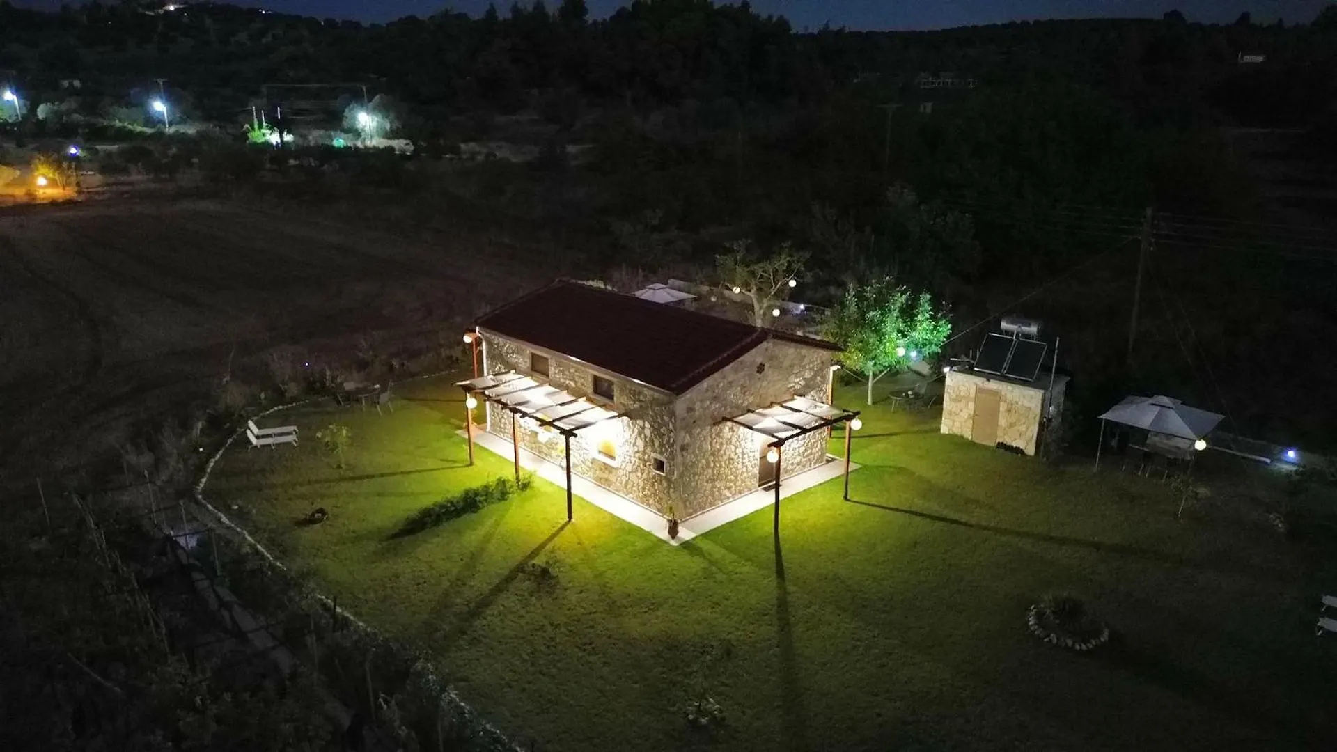 Apartmán To Petrino Spiti Posidi Řecko