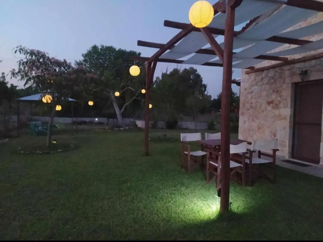 Apartmán To Petrino Spiti Posidi Řecko